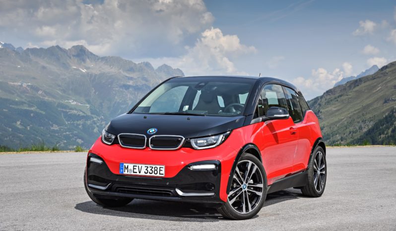 BMW i3s lleno