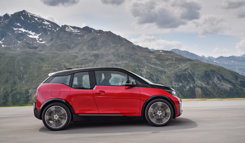 BMW i3s lleno