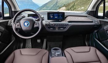 BMW i3s lleno