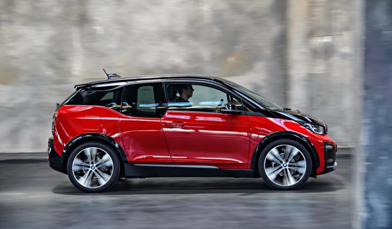 BMW i3s lleno
