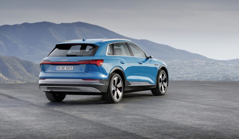Audi e-tron lleno