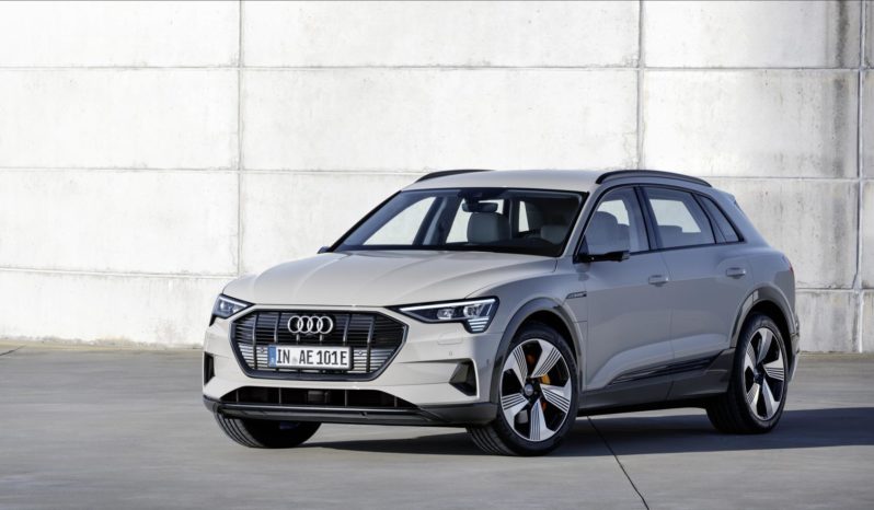 Audi e-tron lleno