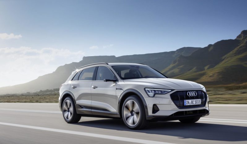 Audi e-tron lleno
