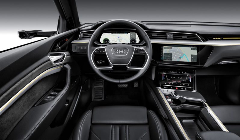Audi e-tron lleno