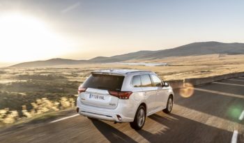 Mitsubishi Outlander PHEV lleno