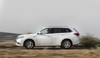 Mitsubishi Outlander PHEV lleno