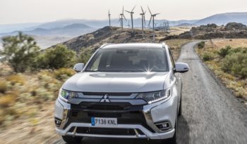 Mitsubishi Outlander PHEV lleno