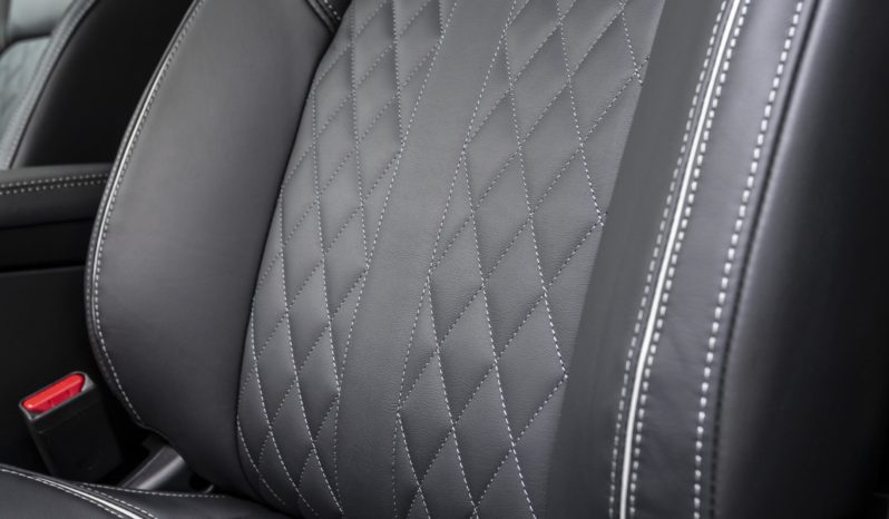 Mitsubishi Outlander PHEV lleno