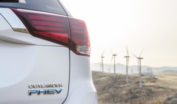 Mitsubishi Outlander PHEV lleno