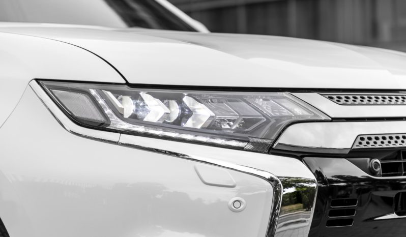 Mitsubishi Outlander PHEV lleno