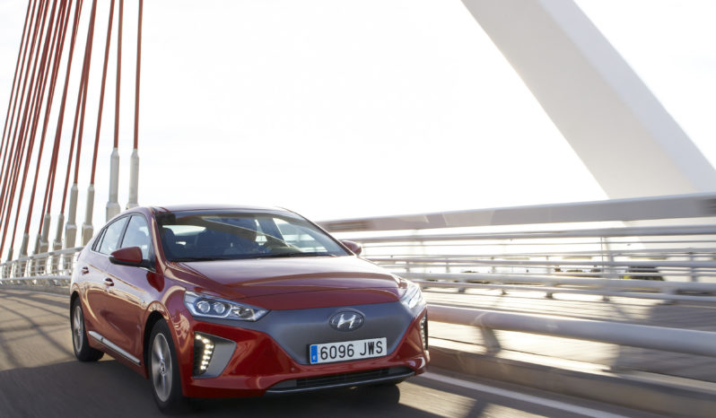 Hyundai Ioniq eléctrico lleno