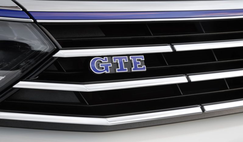 Volkswagen Passat GTE lleno