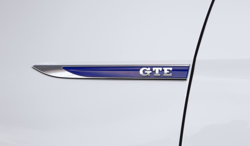 Volkswagen Passat GTE lleno