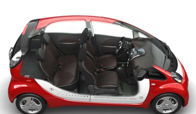 Mitsubishi i-MiEV. DESCATALOGADO lleno
