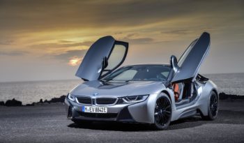 BMW i8 lleno