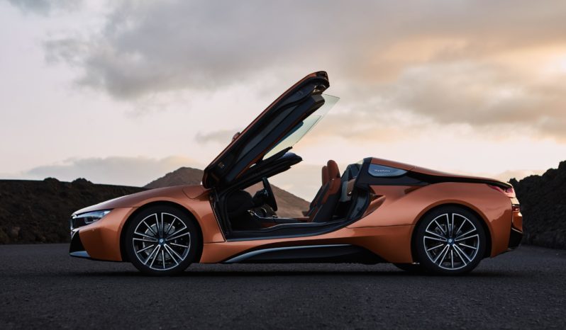 BMW i8 lleno