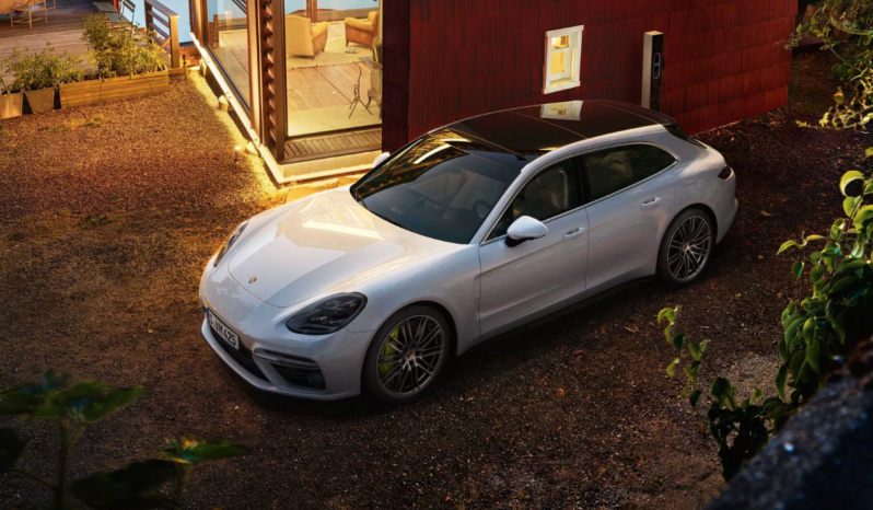 Porsche Panamera 4 E-Hybrid lleno