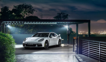 Porsche Panamera 4 E-Hybrid lleno