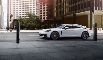 Porsche Panamera 4 E-Hybrid lleno