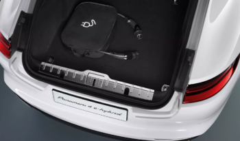 Porsche Panamera 4 E-Hybrid lleno