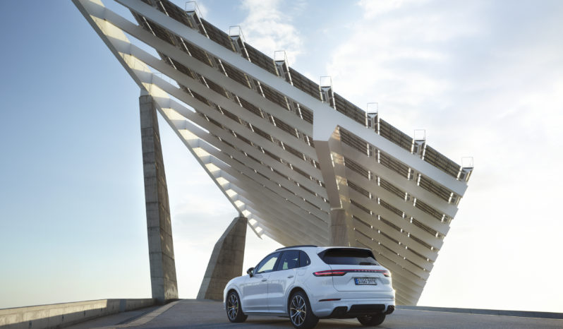 Porsche Cayenne E-Hybrid lleno