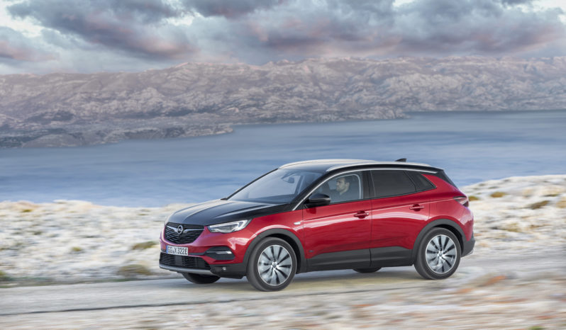 Opel Granland X PHEV lleno