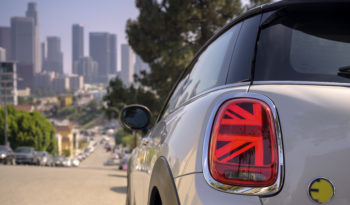 Mini Cooper SE lleno