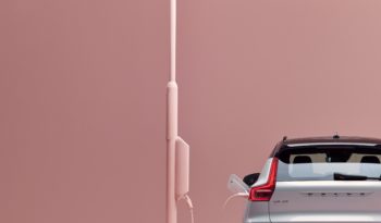 Volvo XC40 Recharge eléctrico lleno