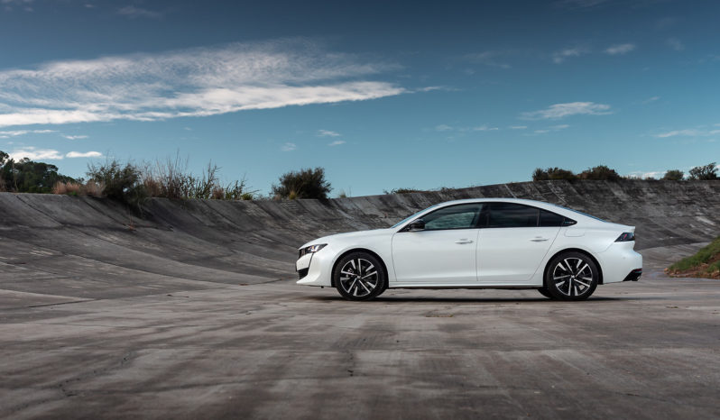 Peugeot 508 Hybrid lleno
