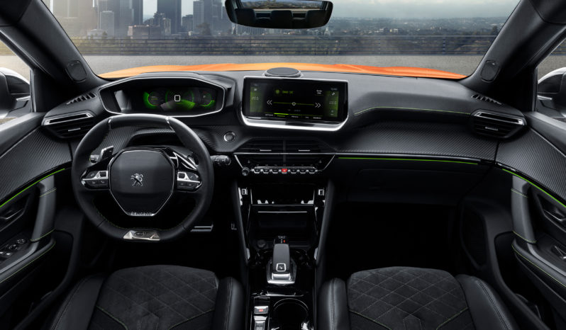 Peugeot e-2008 lleno