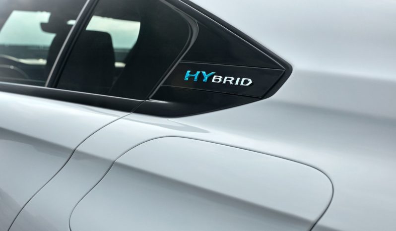 Peugeot 3008 Hybrid4 plug-in (solo hasta final de año) lleno
