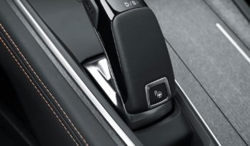 Peugeot 3008 Hybrid4 plug-in (solo hasta final de año) lleno