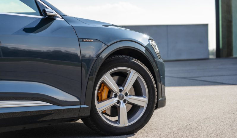 Audi e-tron Sportback lleno
