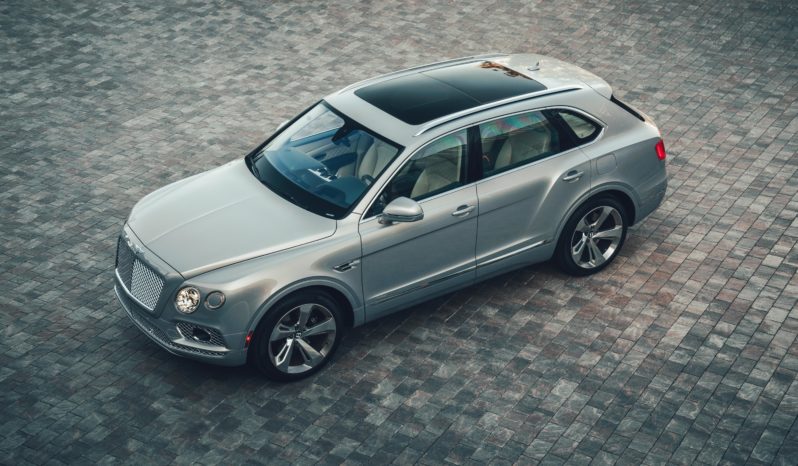 Bentley Bentayga híbrido lleno
