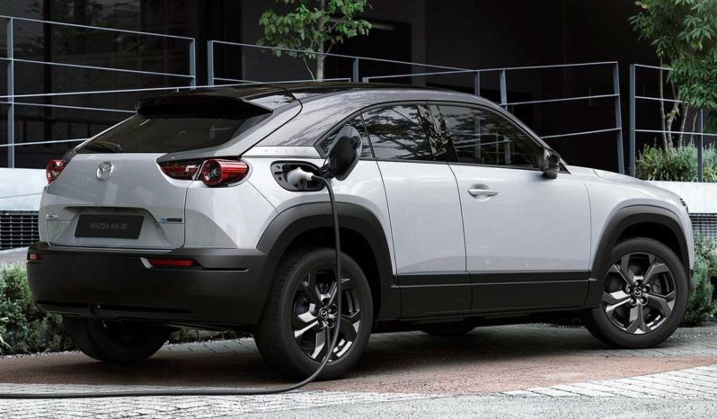 Mazda MX-30 lleno