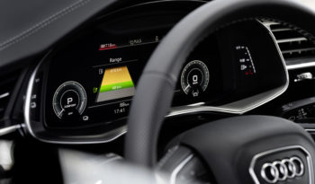 AUDI Q8 TFSIe QUATTRO lleno