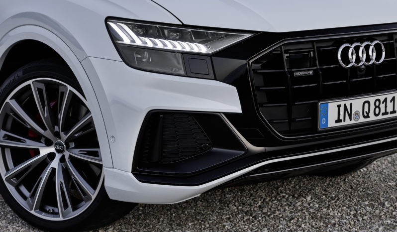 AUDI Q8 TFSIe QUATTRO lleno