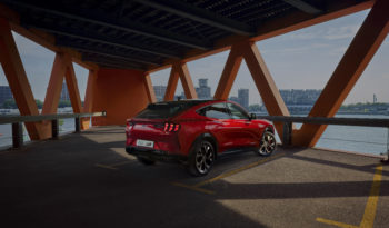 Ford Mustang Mach-E 2023 lleno