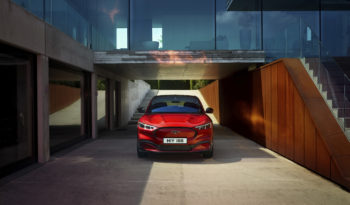 Ford Mustang Mach-E 2023 lleno