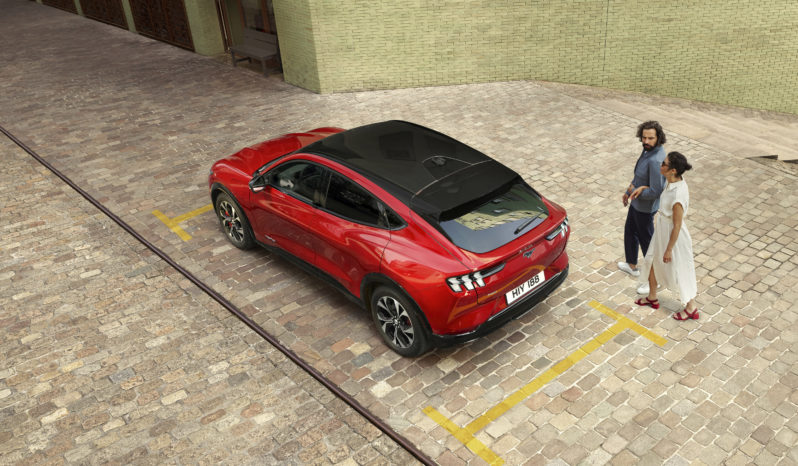 Ford Mustang Mach-E 2023 lleno