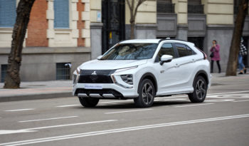 Mitsubishi Eclipse Cross PHEV lleno
