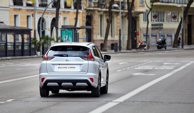 Mitsubishi Eclipse Cross PHEV lleno
