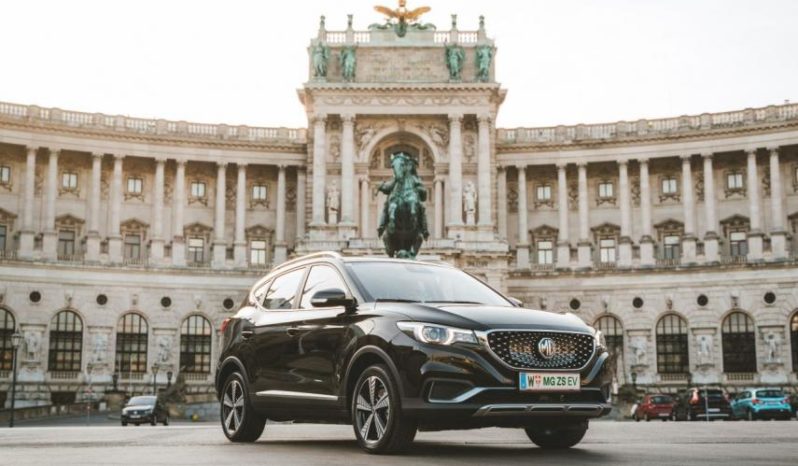 MG ZS EV lleno