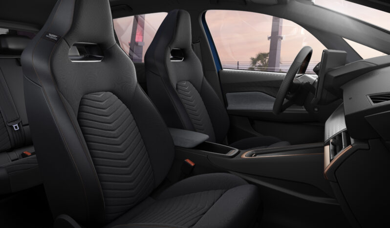 Cupra Born lleno