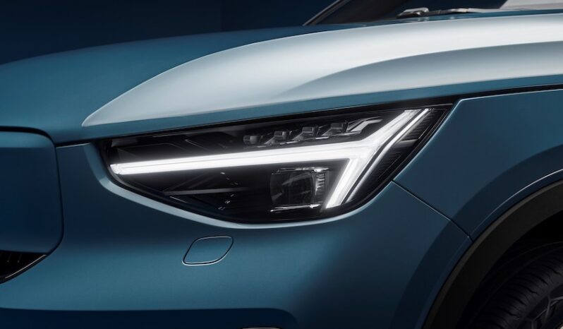 Volvo C40 Recharge lleno