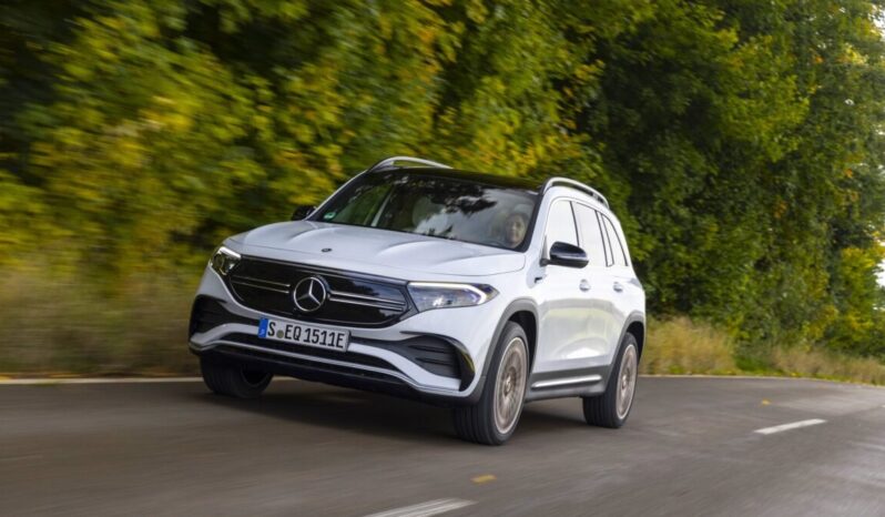 Mercedes EQB lleno