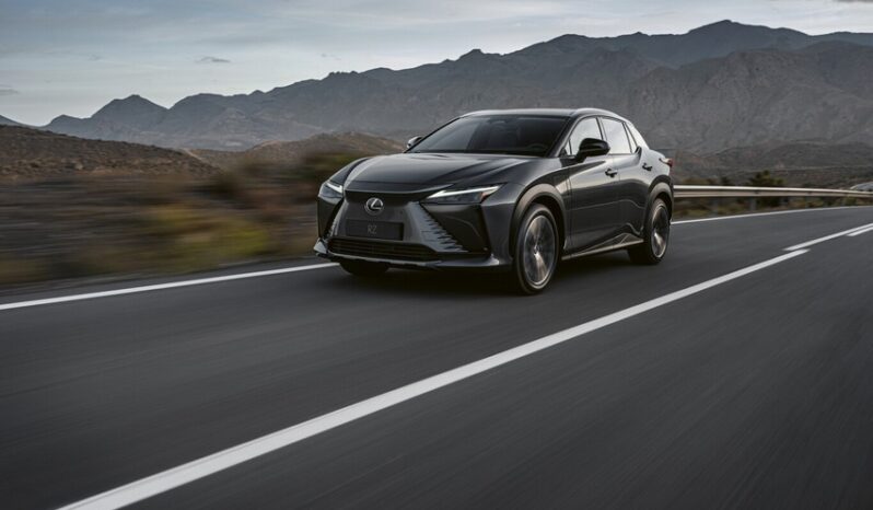 Lexus RZ 450e lleno