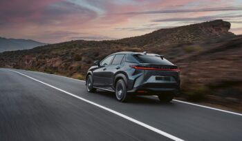 Lexus RZ 450e lleno