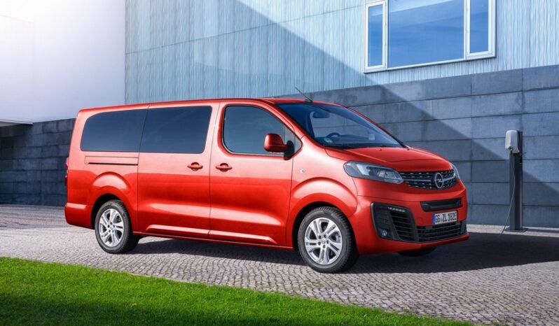 Opel Zafira e-Life lleno