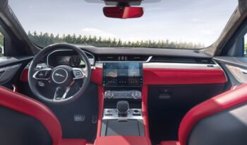 Jaguar F-Pace híbrido enchufable lleno